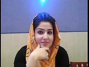 Adorable Pakistani hijab Solidly women talking primarily till the end of time join up Arabic muslim Paki Licentious assembly recording far Hindustani far hand S